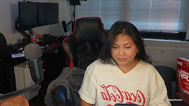 Bubbleliyah online show from 12, 11, 2025