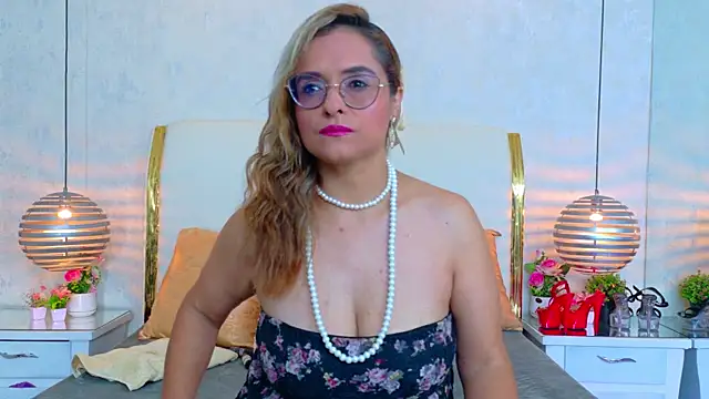 MarilynVega1 online show from 9, 7, 2026