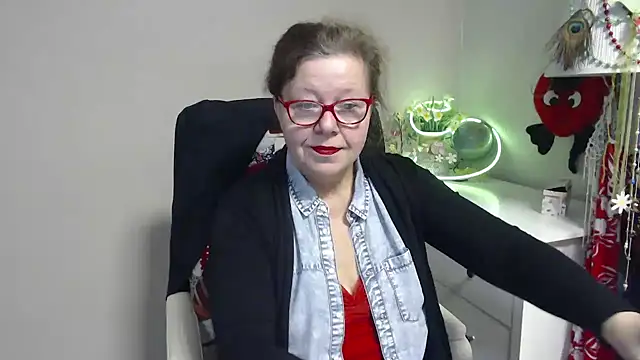 Adelewildx online show from 27, 2, 2025