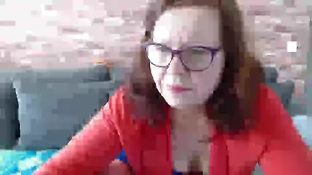 Adelewildx online show from 15, 3, 2025