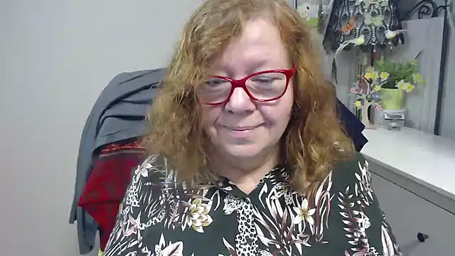 Adelewildx online show from 4, 11, 2025