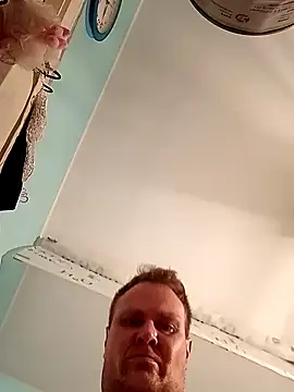 Snapshot of OliverBerlinSucht chatting on 24, 10, 2025 OliverBerlinSucht online show from 24, 10, 2025