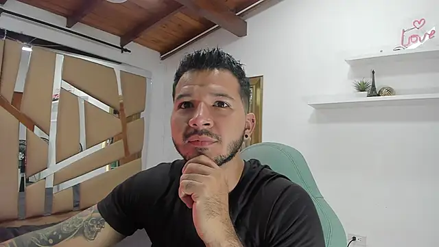 Snapshot of mister_miike chatting on 12, 3, 2025 mister miike online show from 12, 3, 2025