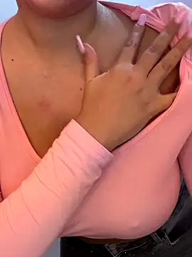 Snapshot of Liiaa chatting on 28, 10, 2025 Liiaa online show from 28, 10, 2025