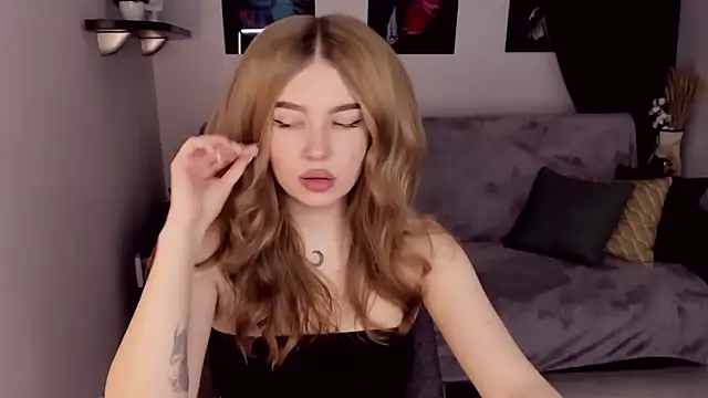 ViolettaLopez online show from 9, 12, 2024