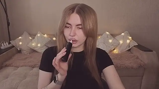 ViolettaLopez online show from 7, 4, 2026