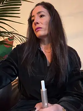 SweeetAlegra online show from 9, 2, 2025