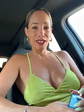 Snapshot of SweeetAlegra chatting on 5, 7, 2026 SweeetAlegra online show from 5, 7, 2026