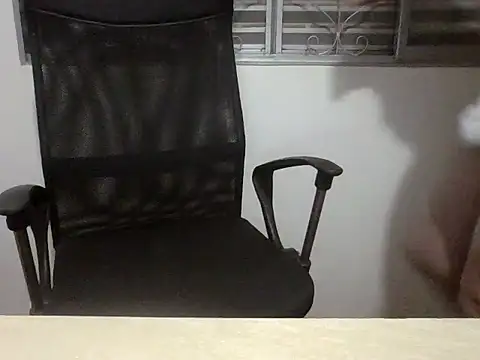 Snapshot of niceguyjr chatting on 5, 10, 2025 niceguyjr online show from 5, 10, 2025