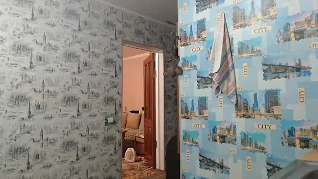 Amy August online show from 14, 11, 2025