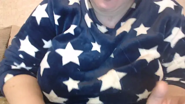 Amy August online show from 12, 2, 2026