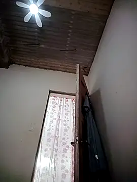 TropicalFlower online show from 11, 4, 2026