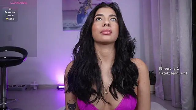 Veronica ar online show from 3, 11, 2025