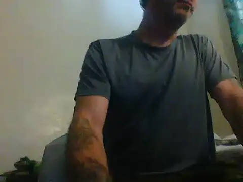 Snapshot of thefire420 chatting on 6, 12, 2024 thefire420 online show from 6, 12, 2024