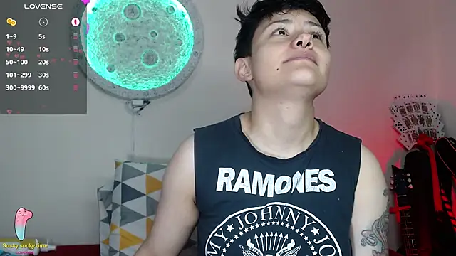 girl intense444 online show from 18, 3, 2025