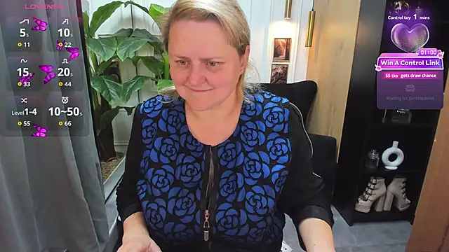 Snapshot of ScarlettSoft chatting on 11, 6, 2026 ScarlettSoft online show from 11, 6, 2026