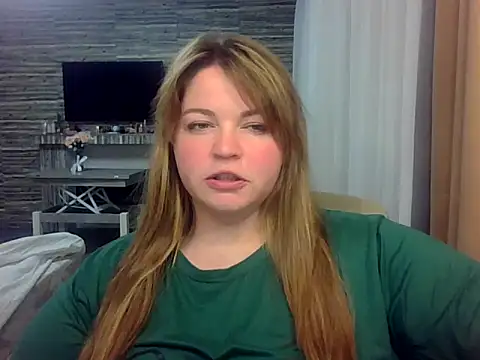 Snapshot of cute__cherry chatting on 7, 5, 2026 cute cherry online show from 7, 5, 2026