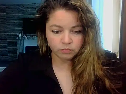 Snapshot of cute__cherry chatting on 30, 5, 2026 cute cherry online show from 30, 5, 2026