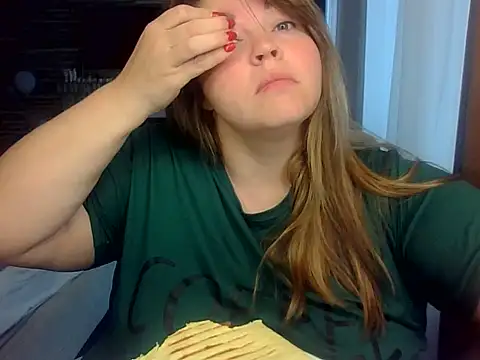Snapshot of cute__cherry chatting on 4, 6, 2026 cute cherry online show from 4, 6, 2026