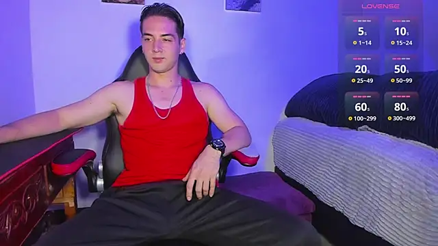 Snapshot of Alex_smith00 chatting on 12, 3, 2025 Alex smith00 online show from 12, 3, 2025