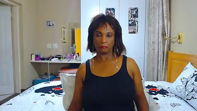 Hotgrannyx online show from 16, 2, 2025