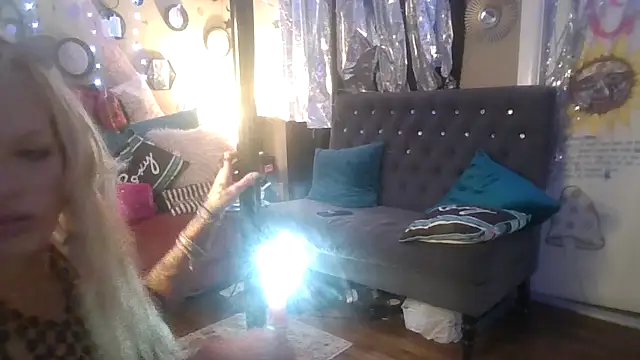 marilyn420 online show from 6, 7, 2026