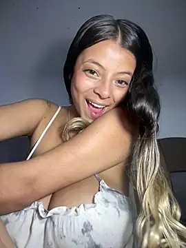 Snapshot of RsellAmb chatting on 2, 3, 2025 RsellAmb online show from 2, 3, 2025