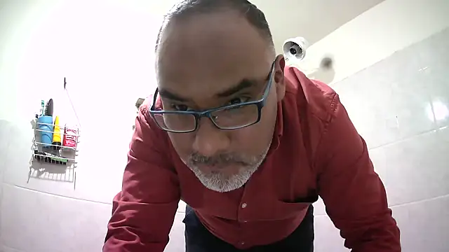 PhillDrake11 online show from 9, 4, 2026