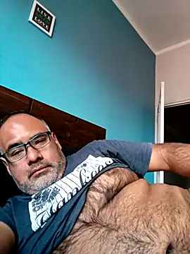 Snapshot of PhillDrake11 chatting on 3, 5, 2026 PhillDrake11 online show from 3, 5, 2026