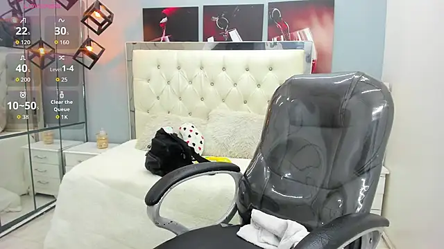 pearl weet online show from 20, 2, 2026