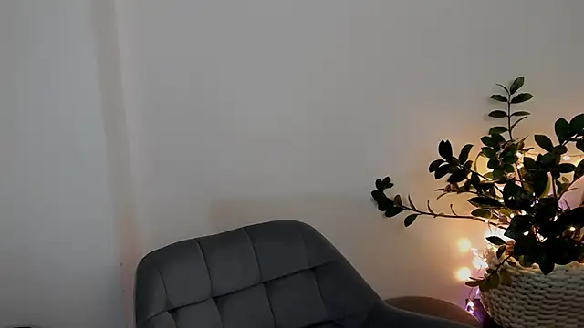 Xentthia online show from 3, 11, 2025