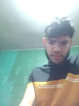 modelo38528061 online show from 9, 3, 2025