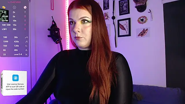 auroralatexprincess online show from 16, 10, 2025