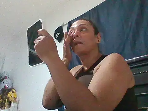 HallyGirlHot online show from 3, 8, 2026