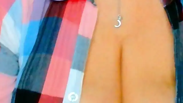 Snapshot of Tyana40 chatting on 24, 1, 2025 Tyana40 online show from 24, 1, 2025