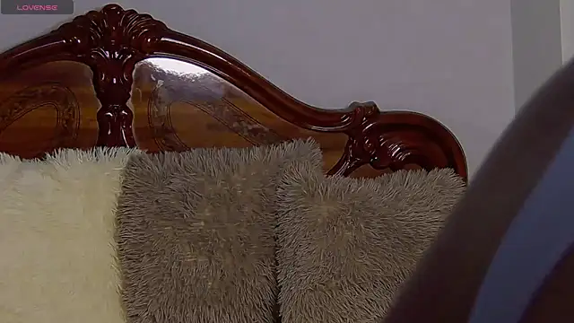 NicolePlay online show from 15, 12, 2025