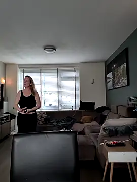 NaomiAndFriends online show from 2, 4, 2026