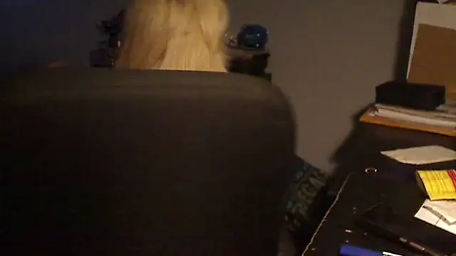 XTRAHORNYONE online show from 9, 2, 2025