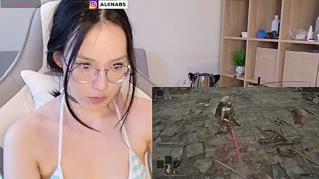 Snapshot of aliiiiiina chatting on 31, 12, 2024 aliiiiiina online show from 31, 12, 2024