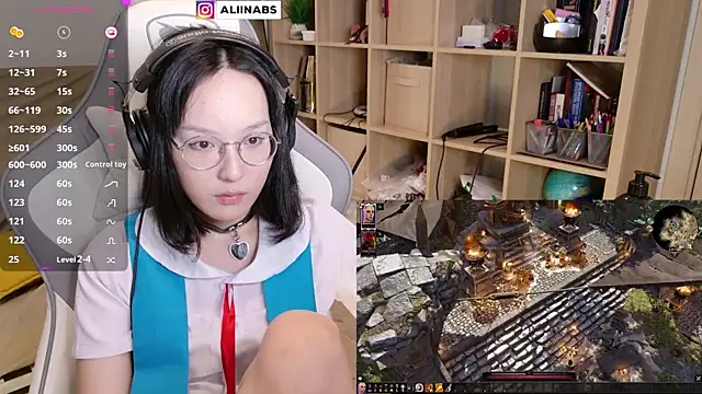 Snapshot of aliiiiiina chatting on 7, 3, 2025 aliiiiiina online show from 7, 3, 2025