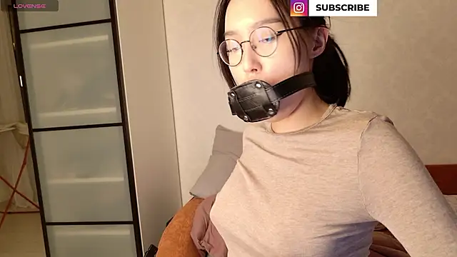 aliiiiiina online show from 10, 2, 2026