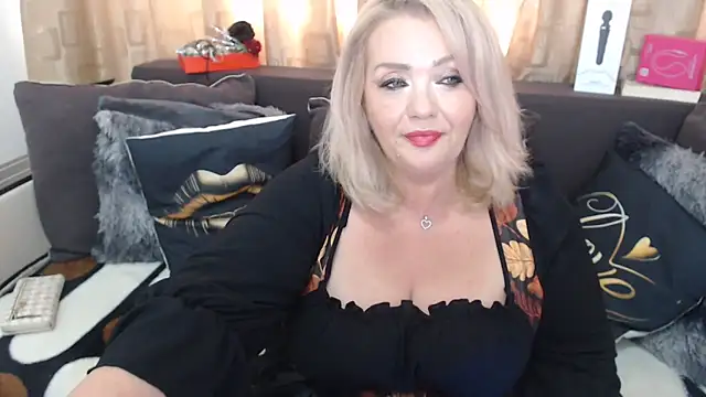 Snapshot of MsMelyssaxx chatting on 5, 6, 2026 MsMelyssaxx online show from 5, 6, 2026