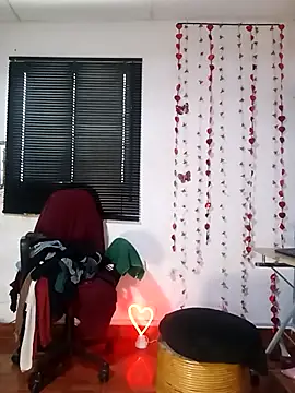 sharom smith1 online show from 12, 3, 2026