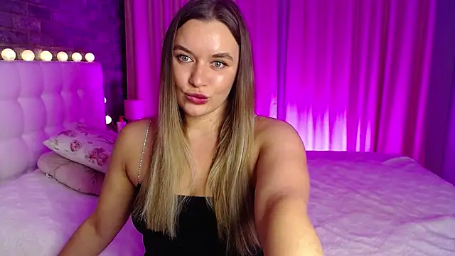 Snapshot of starrydoll chatting on 14, 12, 2025 starrydoll online show from 14, 12, 2025