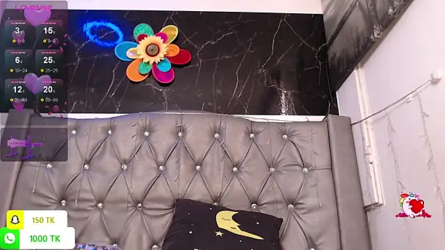 LAILAGUMMY online show from 16, 12, 2025