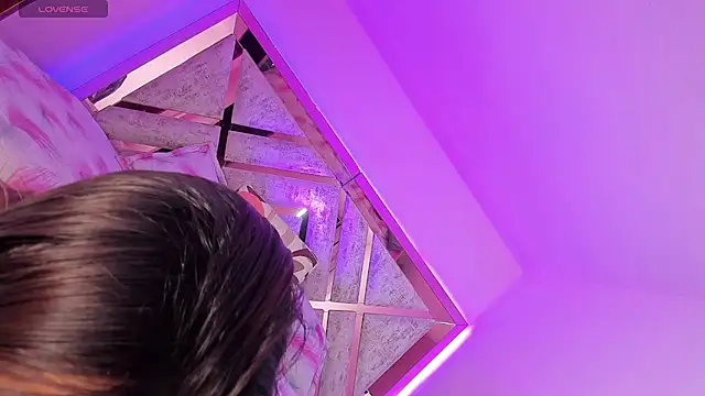 anapuala sexxx online show from 3, 3, 2025