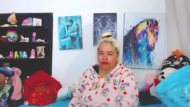 estrellita fugaz16x online show from 27, 1, 2025