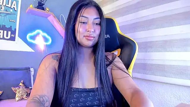 Snapshot of Pocahontas_power chatting on 12, 2, 2025 Pocahontas power online show from 12, 2, 2025