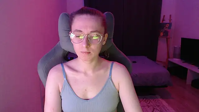 AnabelFrel online show from 6, 11, 2025