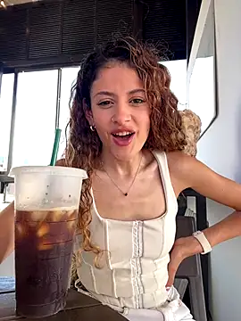 alana15 online show from 7, 11, 2025